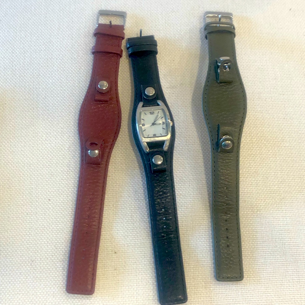 Leather Watch With Multiple Straps